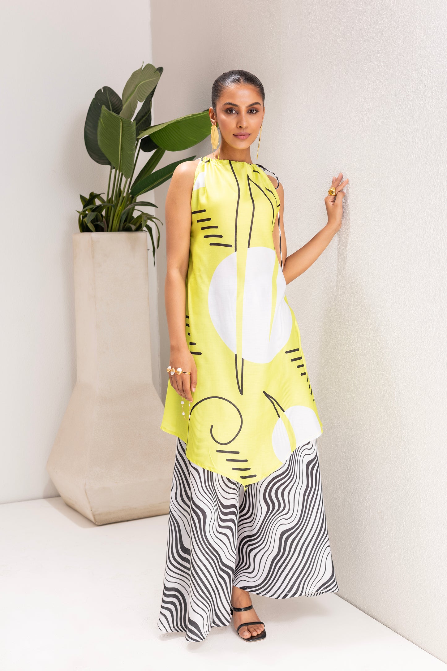 LIME AND WHITE ABSTRACT PRINT TUNIC SET
