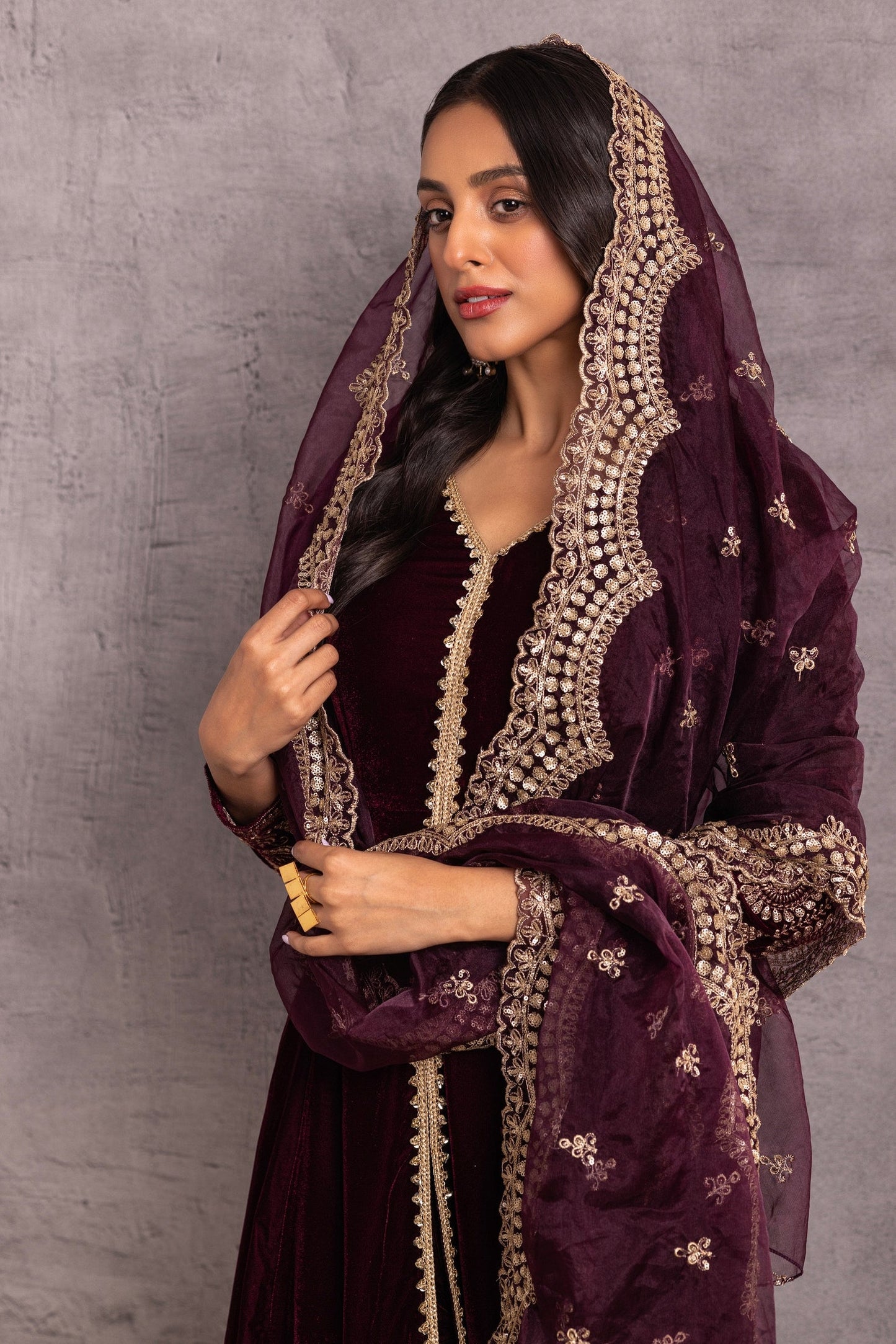 Wine velvet Suit Set with Organza Dupatta