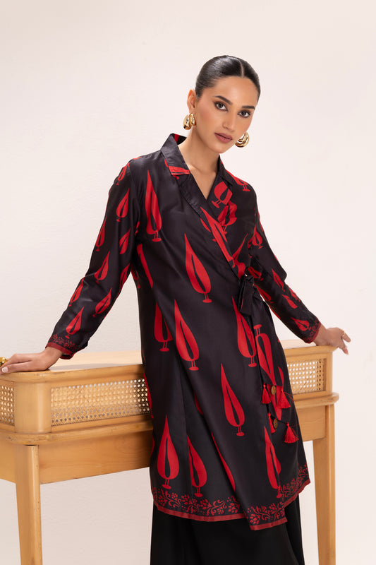 BLACK LEAF MOTIF TRENCH STYLE SET