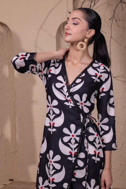 BLACK FLORAL PRINTED WRAP KURTA SET