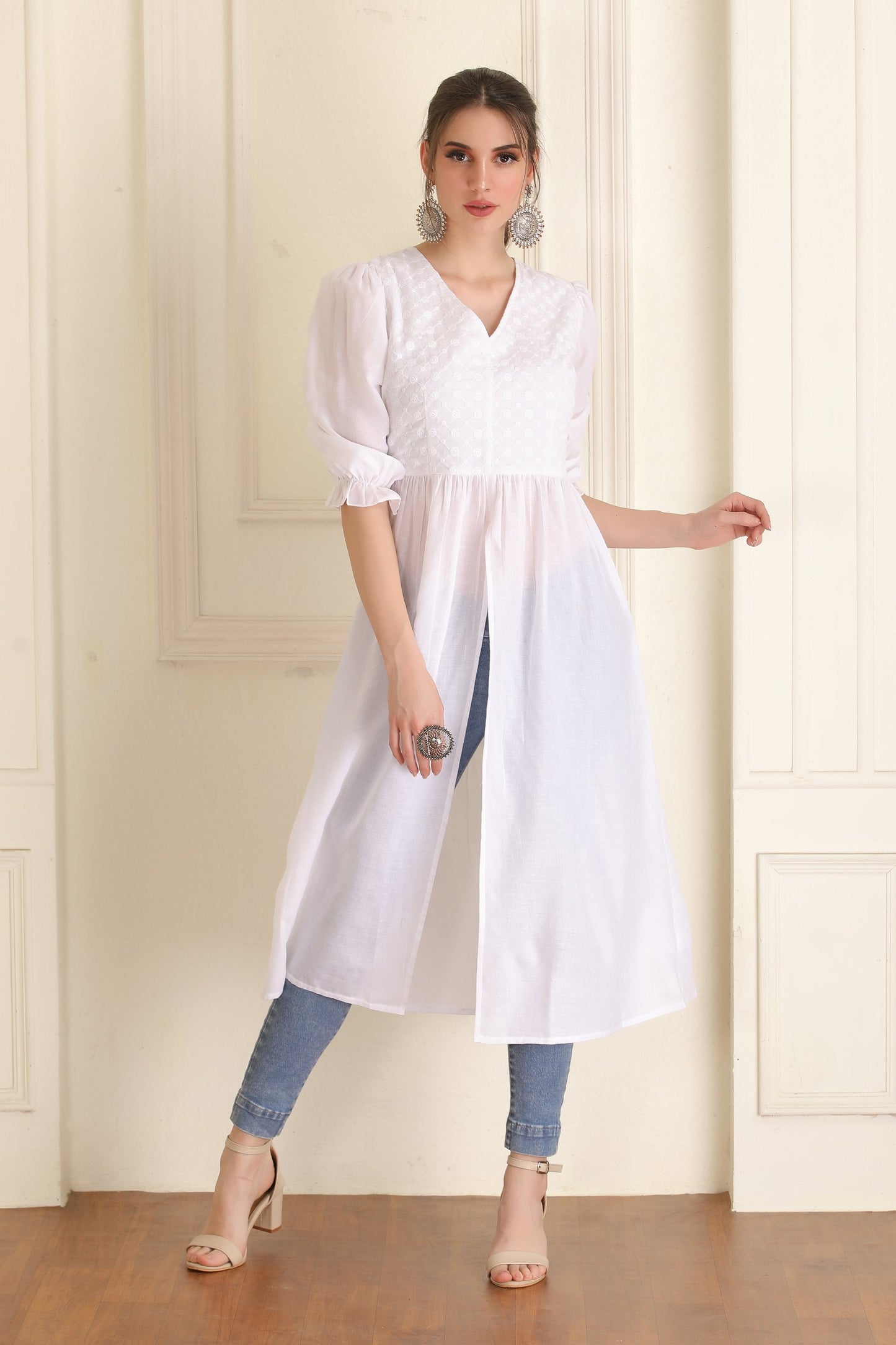 White Embroidered Kurta