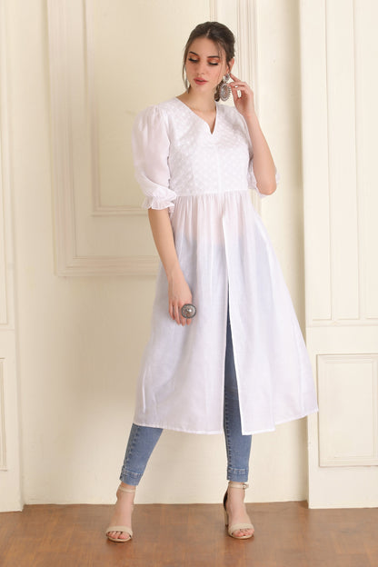 White Embroidered Kurta